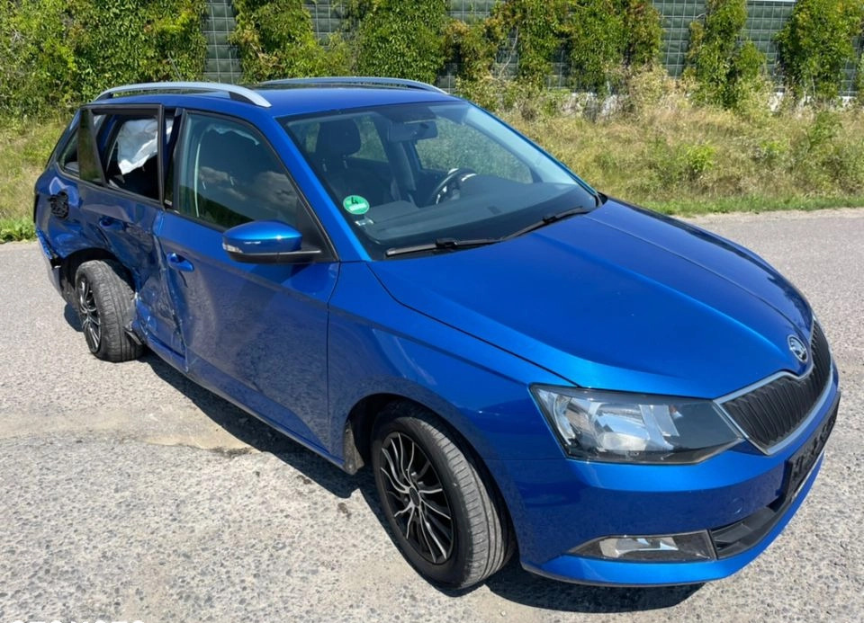 Skoda Fabia cena 14900 przebieg: 70000, rok produkcji 2016 z Golczewo małe 232